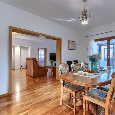 Nyaraló Rubil By Interhome *