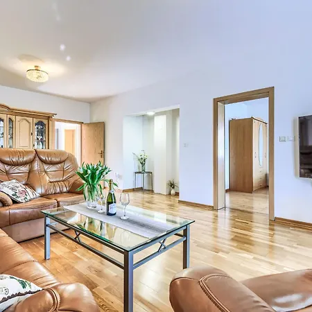 Rubil By Interhome * Poreč