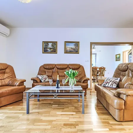 Rubil By Interhome בית נופש פורץ