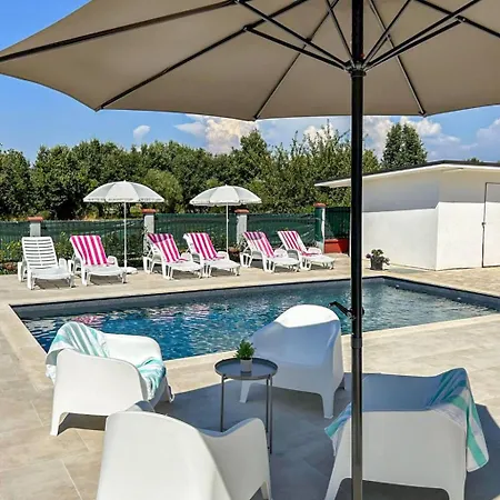 Ferienhaus Rubil By Interhome Poreč