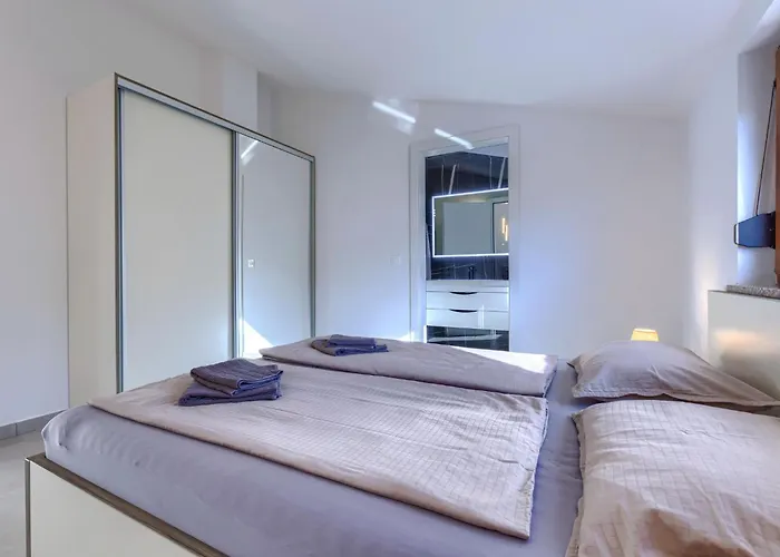 Nyaraló Rubil By Interhome Poreč