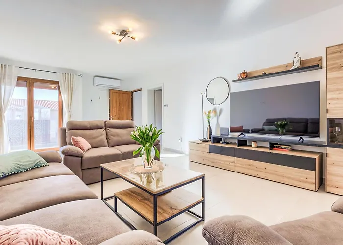 Nyaraló Rubil By Interhome